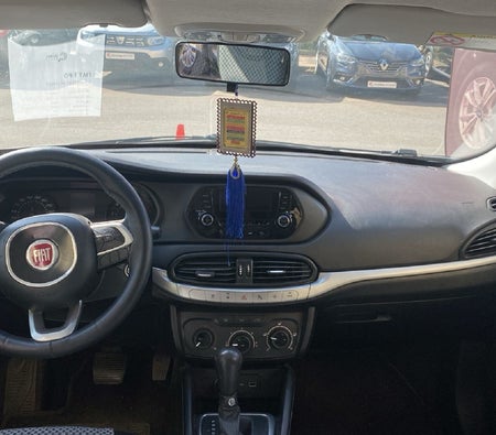 Grau Fiat Tipo 2021