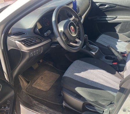 Grau Fiat Tipo 2021