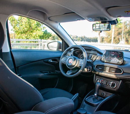 Black Fiat Tipo 2023