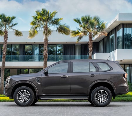 Ford Everest 2024, photo 2 of 4