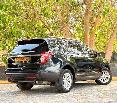 Siyah Ford Explorer Limited 2014