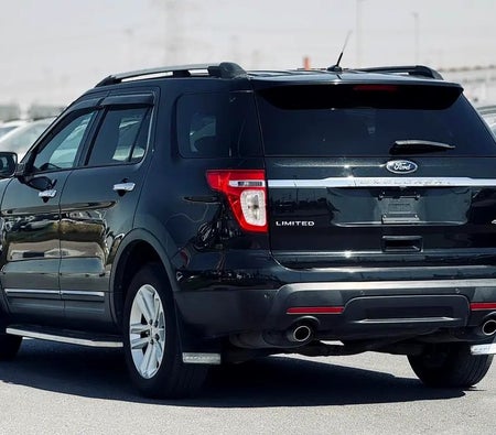Negro Ford Explorer Limited 2013