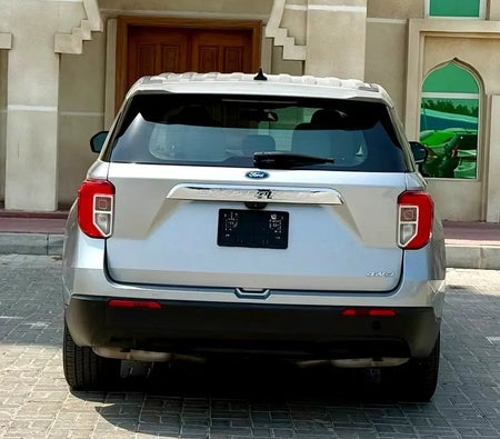 Grigio Ford Explorer 2021