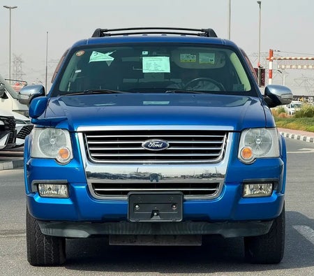 Blue Ford Explorer XLT 2010