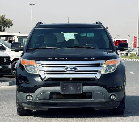 Noir Ford Explorer XLT 2012