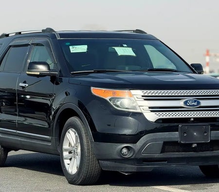 Noir Ford Explorer XLT 2012