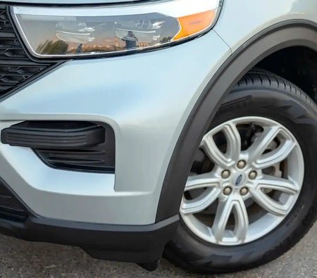 Silver Ford Explorer XLT 2023