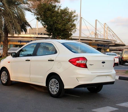 Beyaz Ford Figo 2020