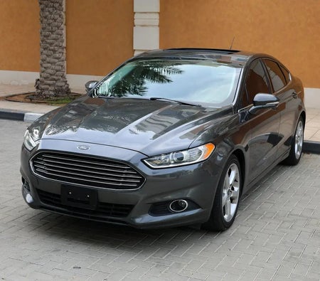 Ford Fusion SE 2015, photo 3 of 4