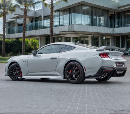 Ford Mustang GT Premium 2025, photo 3 of 4