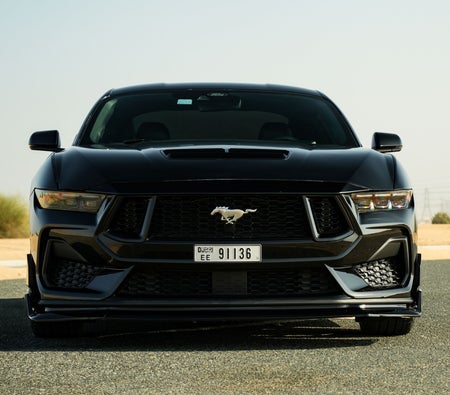 Negro Ford Mustang GT Coupe V8 Shelby GT500 Body Kit 2024