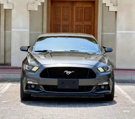 Ford Mustang GT 2017, photo 2 of 4