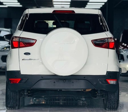 White Ford EcoSport Titanium 2017
