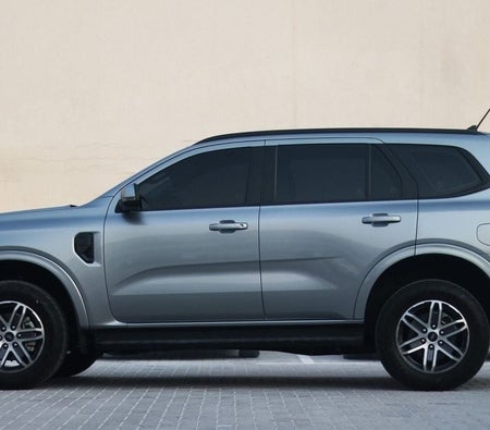 Silver Ford Everest 2024