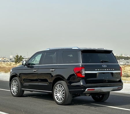 Black Ford Expedition Platinum 2023