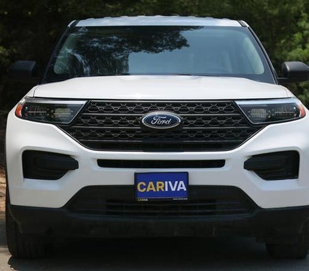 Ford Explorer 2022, photo 2 of 4