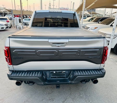 Gümüş Ford F 150 Raptor 2018