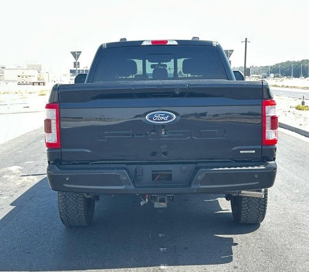 Black Ford F Series Pickup Lariat 2023