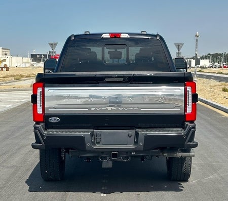 Black Ford F Series Pickup Platinum 2024