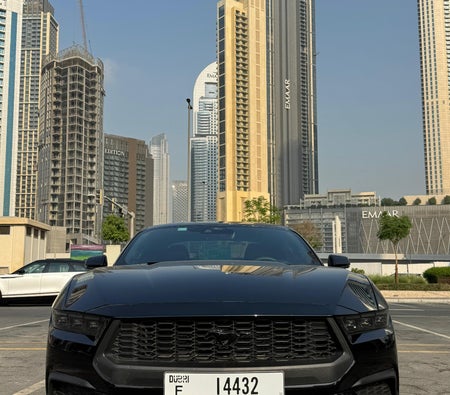 Schwarz Ford Mustang EcoBoost Premium Fastback 2024