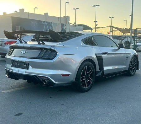 Silver Ford Mustang GT 2016