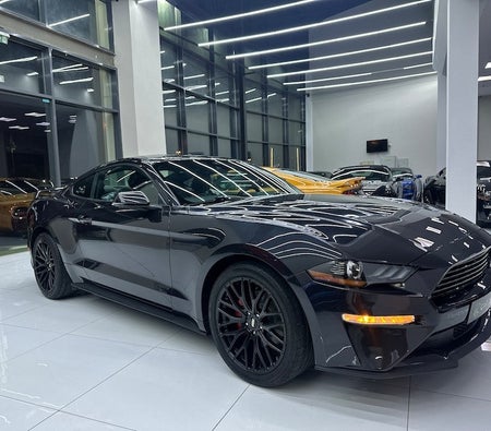 Gray Ford Mustang EcoBoost Premium 2022