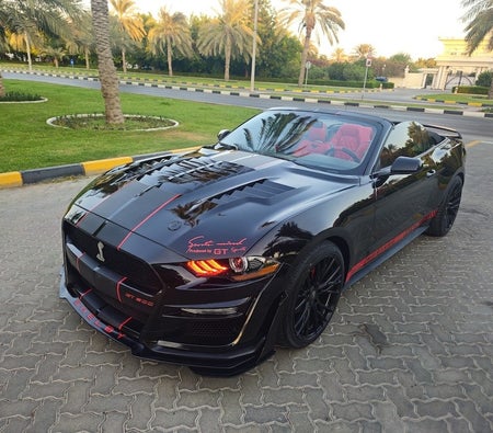 Black Ford Mustang EcoBoost Premium 2023