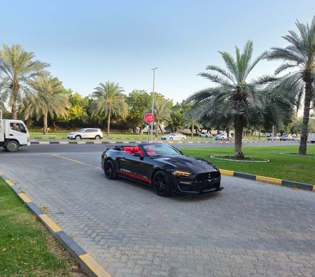Black Ford Mustang EcoBoost Premium 2023