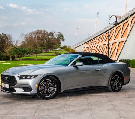 Ford Mustang 2024