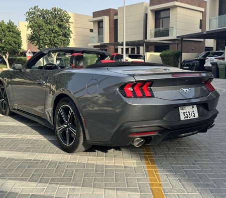 Ford Mustang 2024