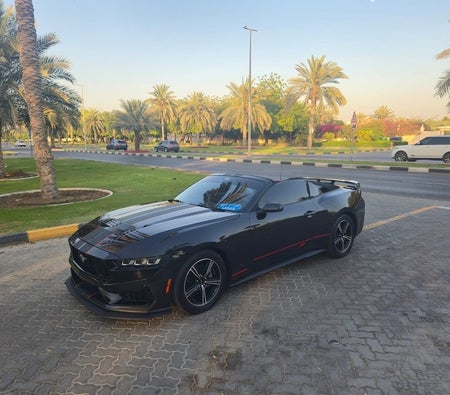 Black Ford Mustang EcoBoost Premium 2024