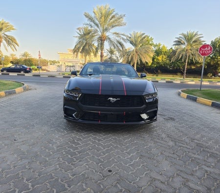 Black Ford Mustang EcoBoost Premium 2024