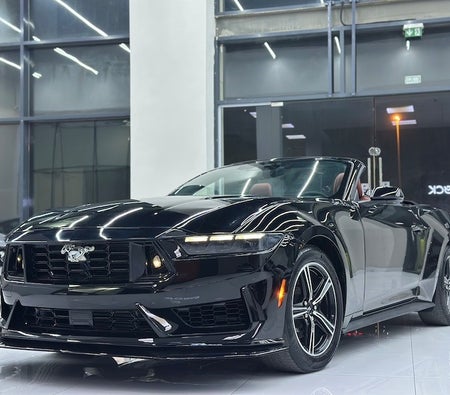 Black Ford Mustang EcoBoost Premium 2024