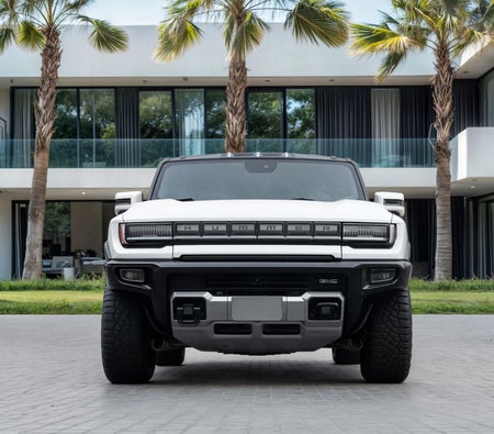 Blanc GMC Hummer 2024