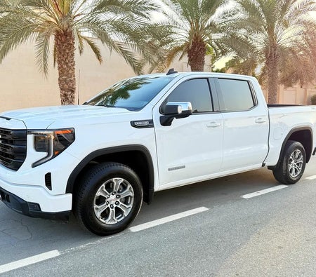 Blanc GMC Sierra 1500 Elevation 2024 Blanc GMC Sierra 1500 Elevation 2024