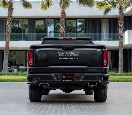 Gri GMC Sierra 2022