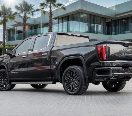 Gri GMC Sierra 2022
