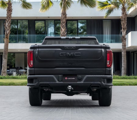 Grau GMC Sierra Denali Ultimate 2022