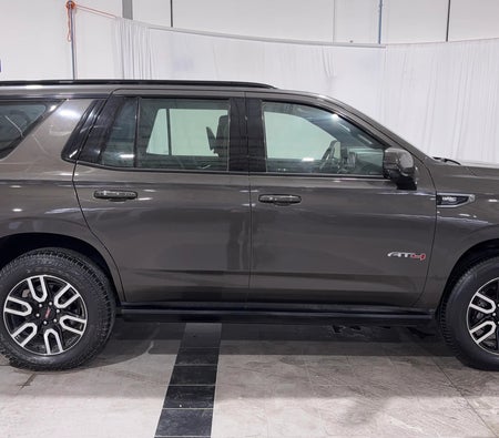 Gray GMC Yukon AT4 2021