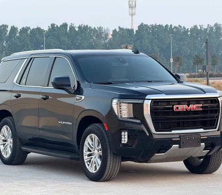 Noir GMC Yukon SLE 2022