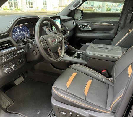 GMC Yukon AT4 2023, photo 2 of 4