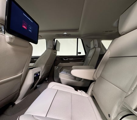 Black GMC Yukon Denali Black Edition 2024