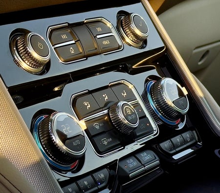 Black GMC Yukon Denali Black Edition 2024