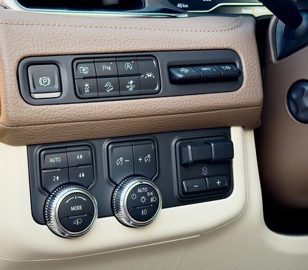 Black GMC Yukon Denali Black Edition 2024