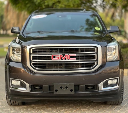 GMC Yukon 2017, photo 2 of 4