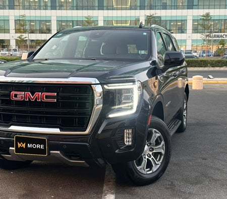 Siyah GMC Yukon 2023