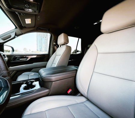 Black GMC Yukon 2025