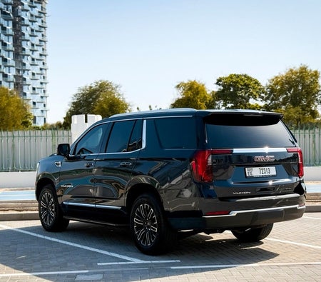 Black GMC Yukon 2025