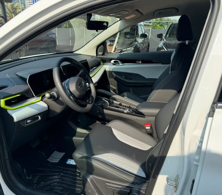 Geely Coolray 2025