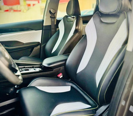 Geely Coolray 2025, photo 4 of 4